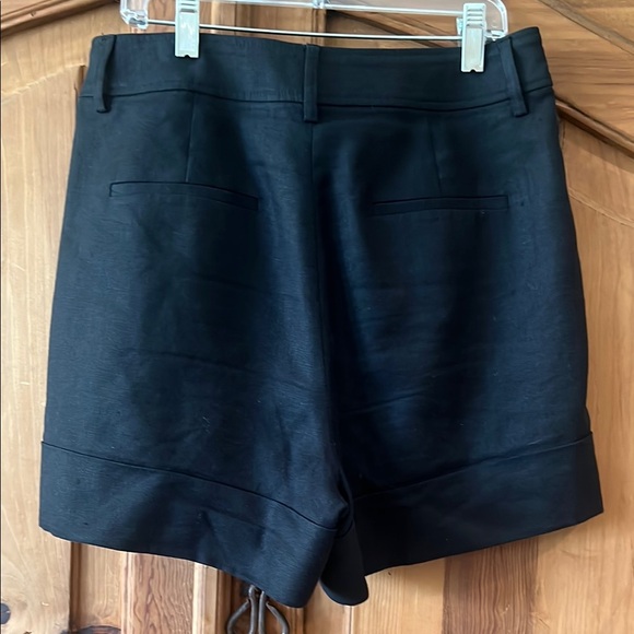 J. Crew Remi Black Shorts in stretch linen blend Size: 6 - Picture 4 of 7